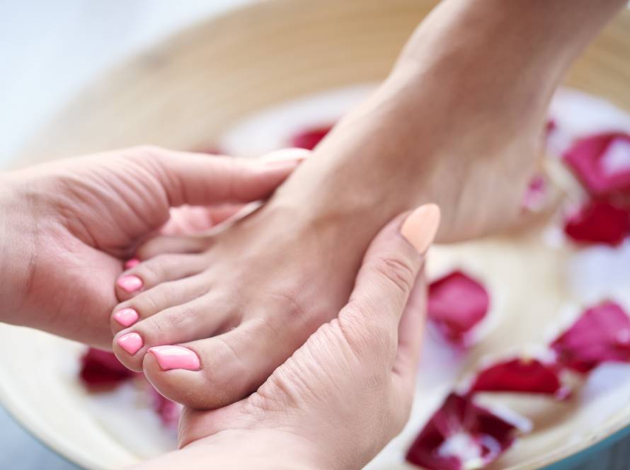 Процедура «Новый путь» — массаж стоп и уход для ног в VIP SPA Минска